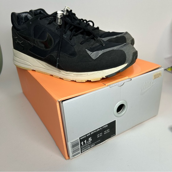 NIKE Men 11.5‎ Air Skylon 2 Fear Of God Black Sail Sneakers
BQ2752-001. main image 4